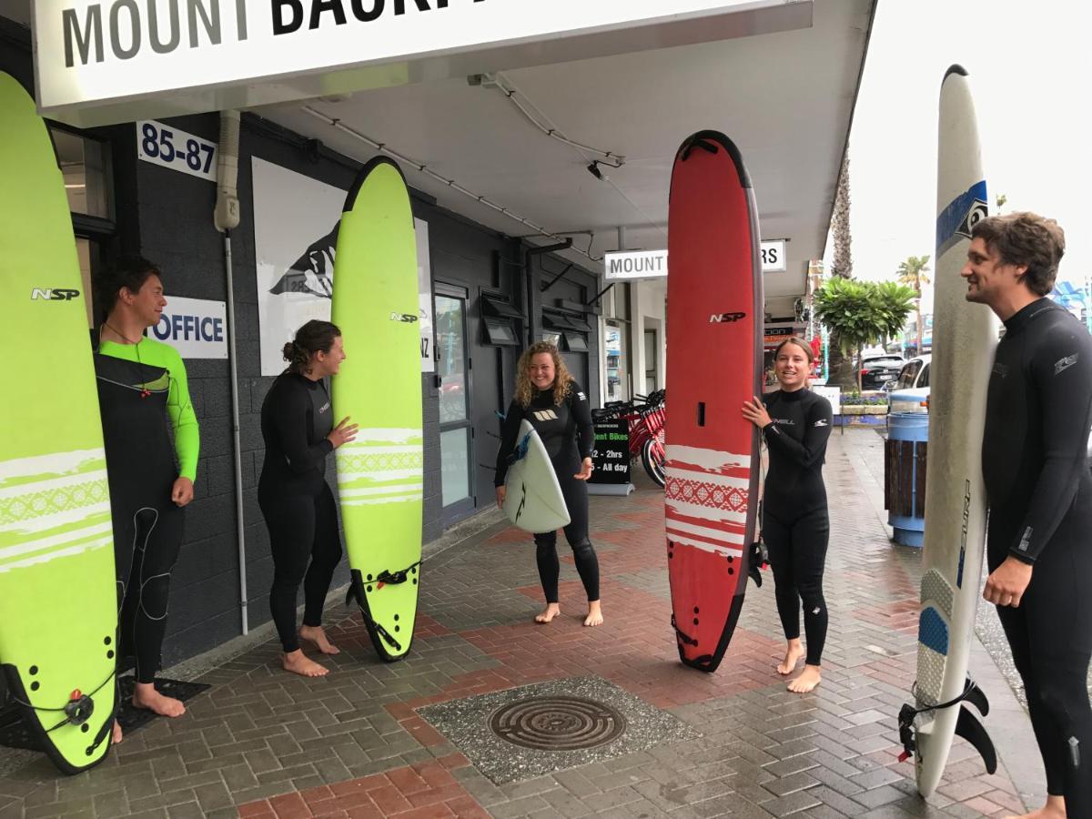 Ostello Mount Backpackers Mount Maunganui Esterno foto